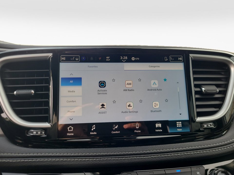 New 2026 Chrysler Pacifica Select image 17