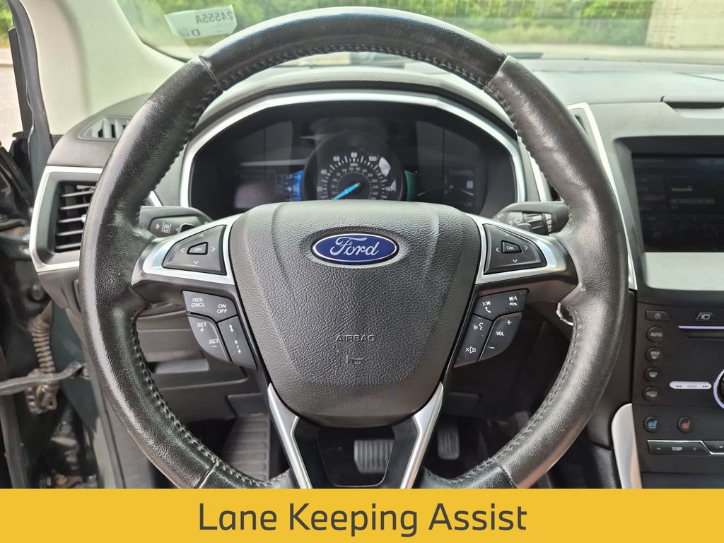 Used 2015 Ford Edge Titanium w/ Equipment Group 302A AWD/4WD image 16