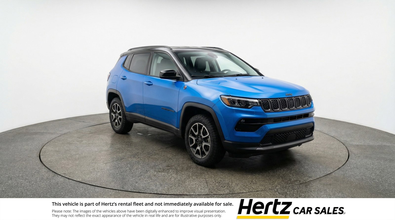 Used 2025 Jeep Compass Trailhawk image 1