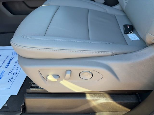 New 2026 GMC Sierra 2500 SLT w/ SLT Premium Package image 18