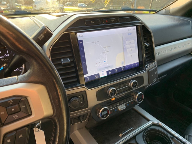 Used 2022 Ford F350 Lariat w/ Chrome Package image 31