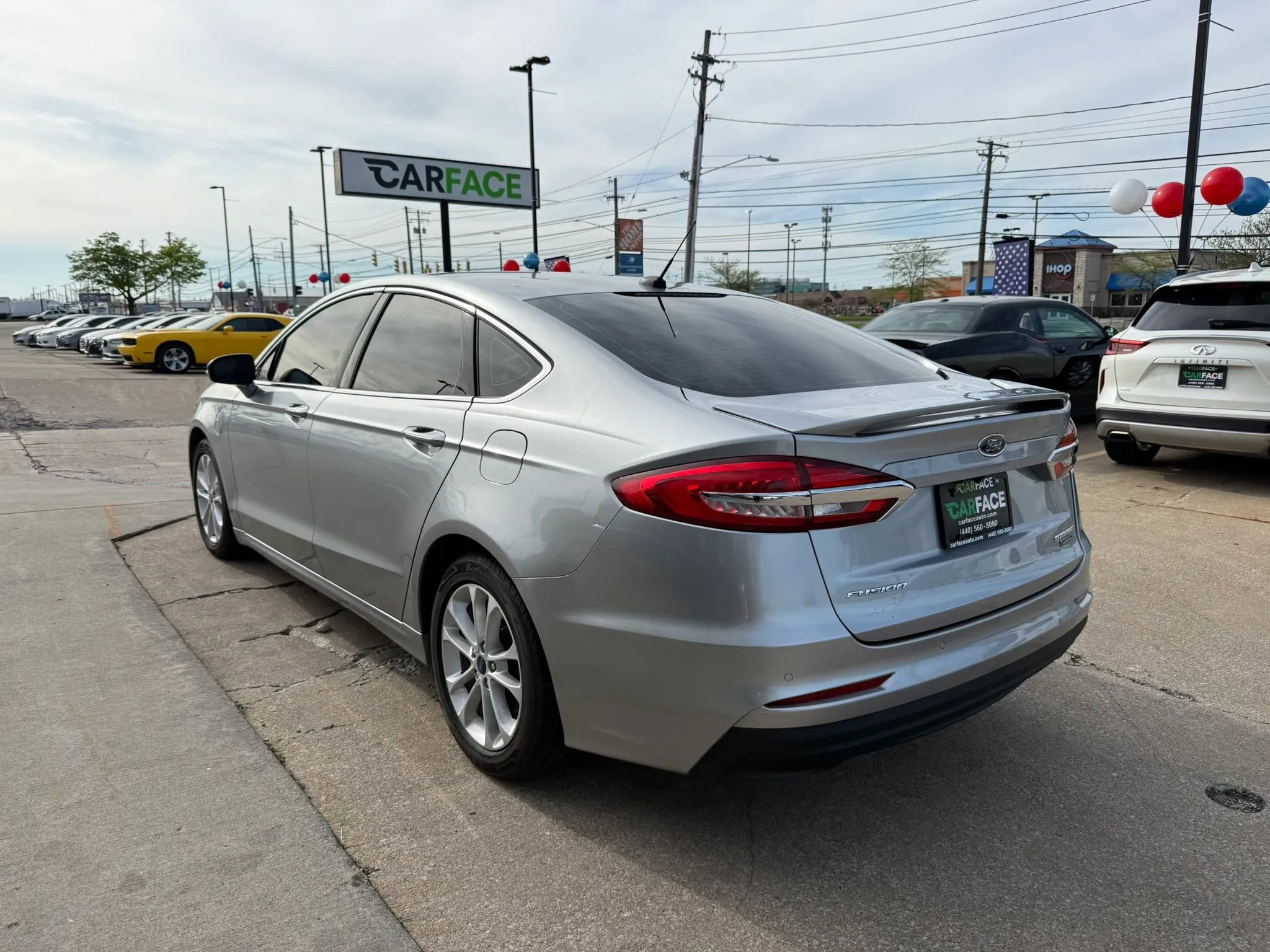 Used 2020 Ford Fusion Energi Titanium FWD image 8