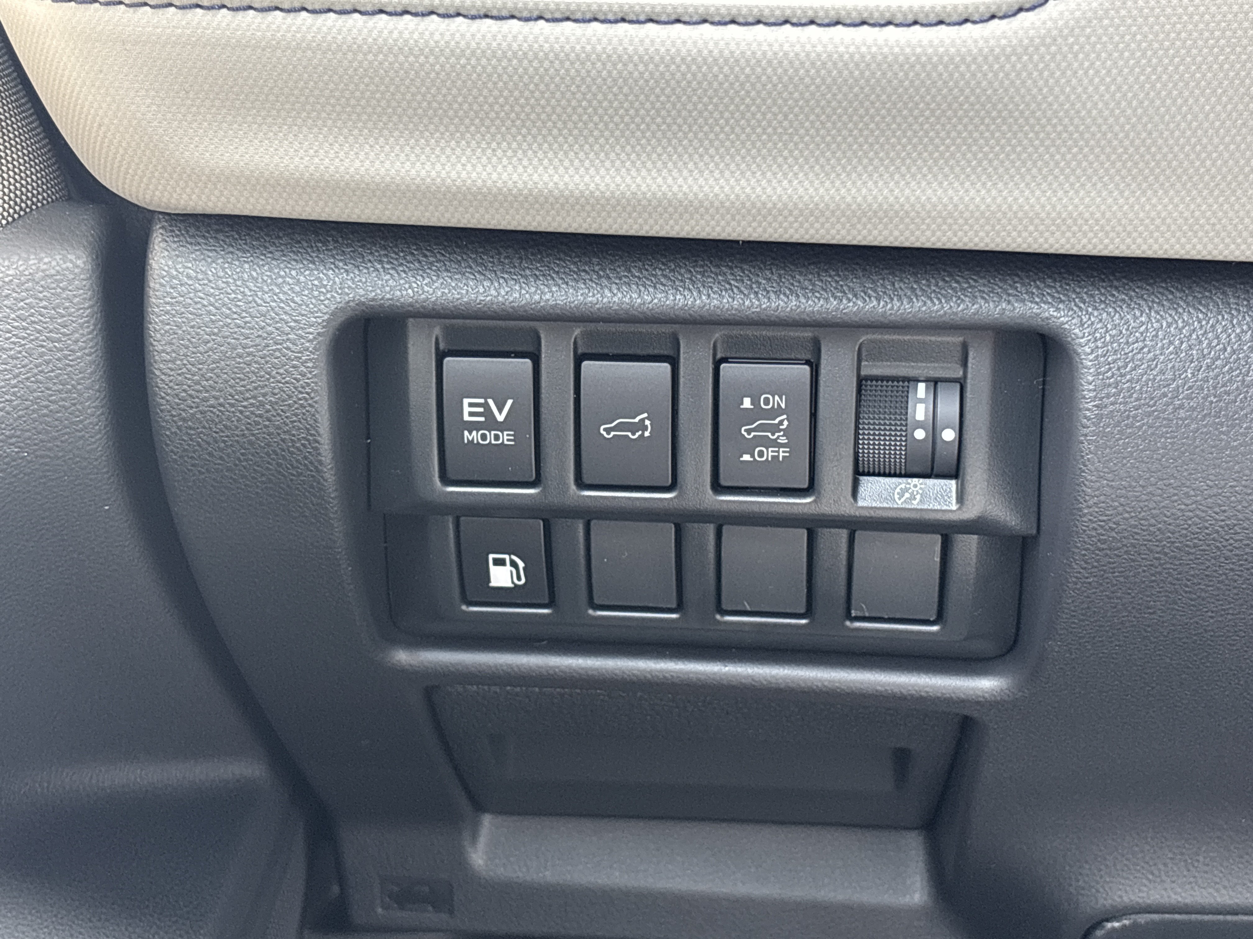New 2026 Subaru Forester Premium AWD/4WD image 8