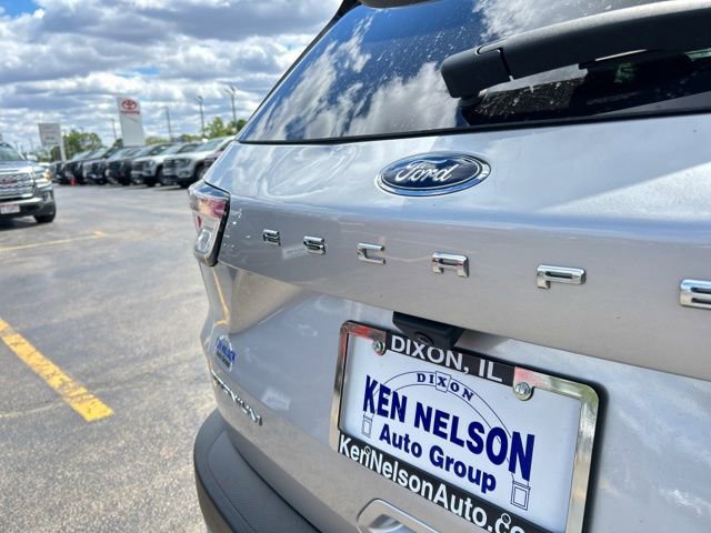 Used 2020 Ford Escape Titanium AWD/4WD image 9