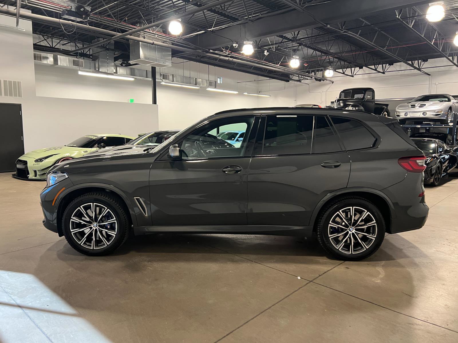 Used 2023 BMW X5 M50i w/ Executive Package image 6