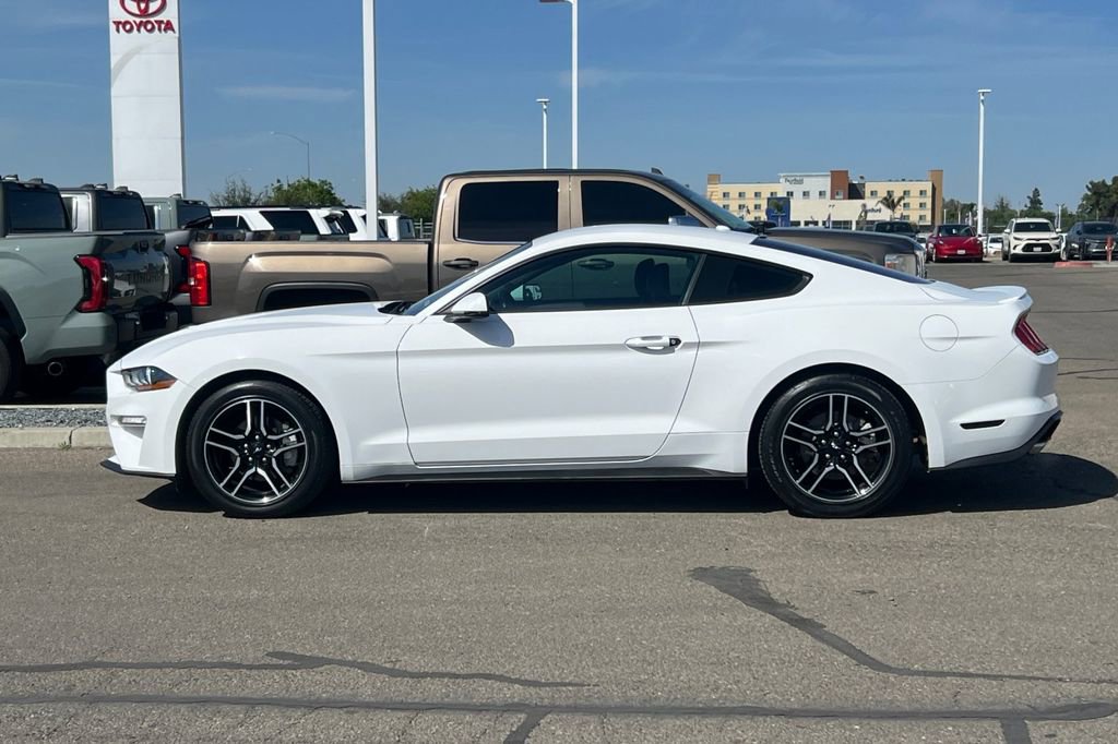 Used 2019 Ford Mustang Premium image 9