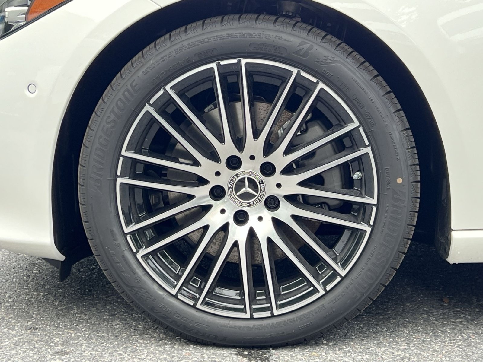 New 2026 Mercedes-Benz C 300 4MATIC Sedan image 17