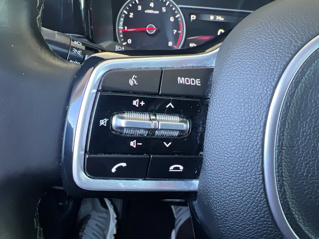 Certified 2022 Kia Sorento SX AWD/4WD image 55