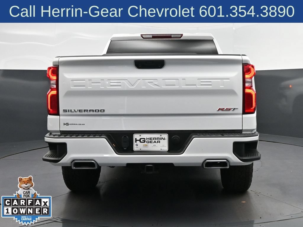Used 2023 Chevrolet Silverado 1500 RST AWD/4WD image 6