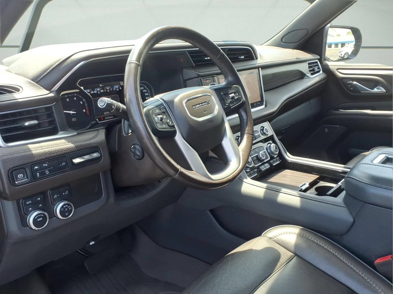 Certified 2021 GMC Yukon Denali AWD/4WD image 7
