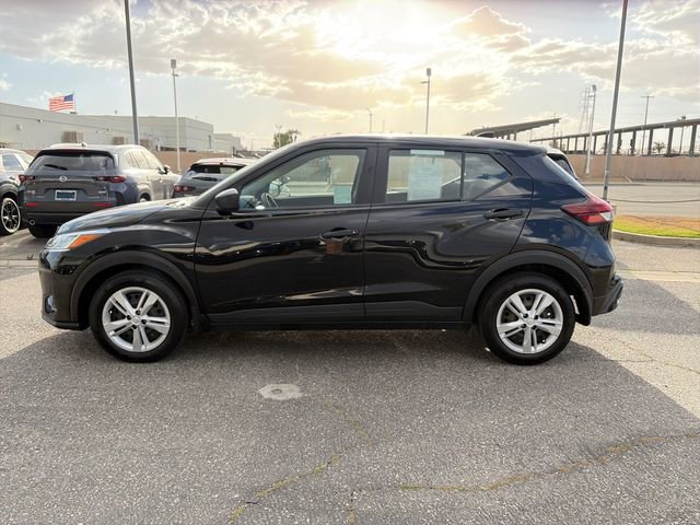 Used 2023 Nissan Kicks S FWD image 2