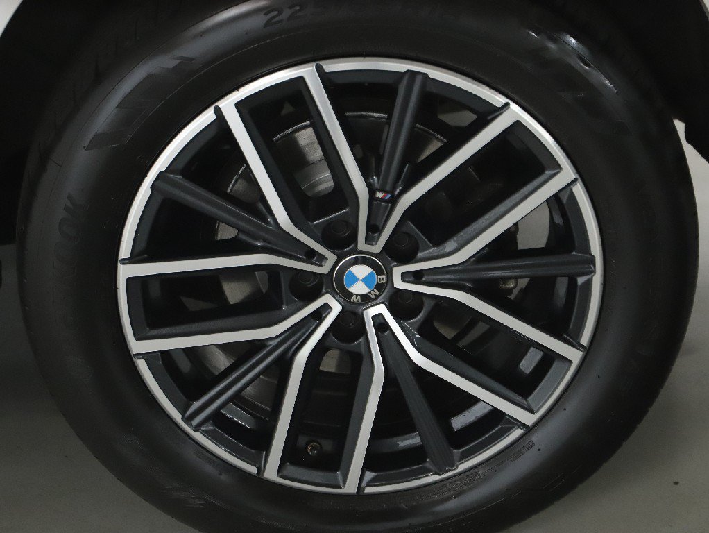 Used 2023 BMW X1 xDrive28i w/ Premium Package AWD/4WD image 40