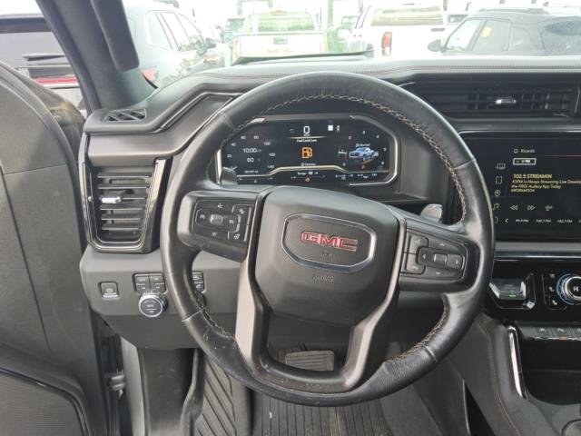 Used 2023 GMC Sierra 1500 AT4 w/ AT4 Premium Package AWD/4WD image 5