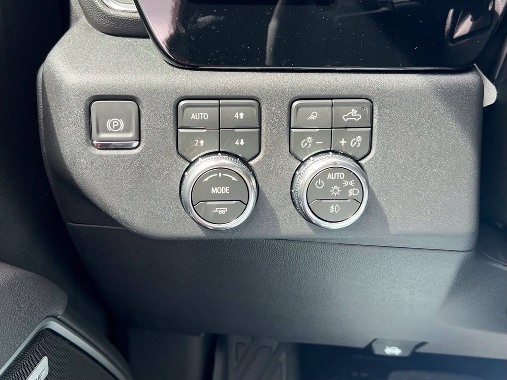 New 2026 GMC Sierra 1500 Elevation w/ Elevation Premium Package AWD/4WD image 27