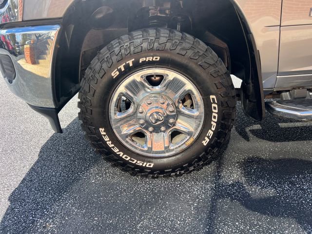 Used 2022 RAM 2500 Tradesman w/ Chrome Appearance Group image 11