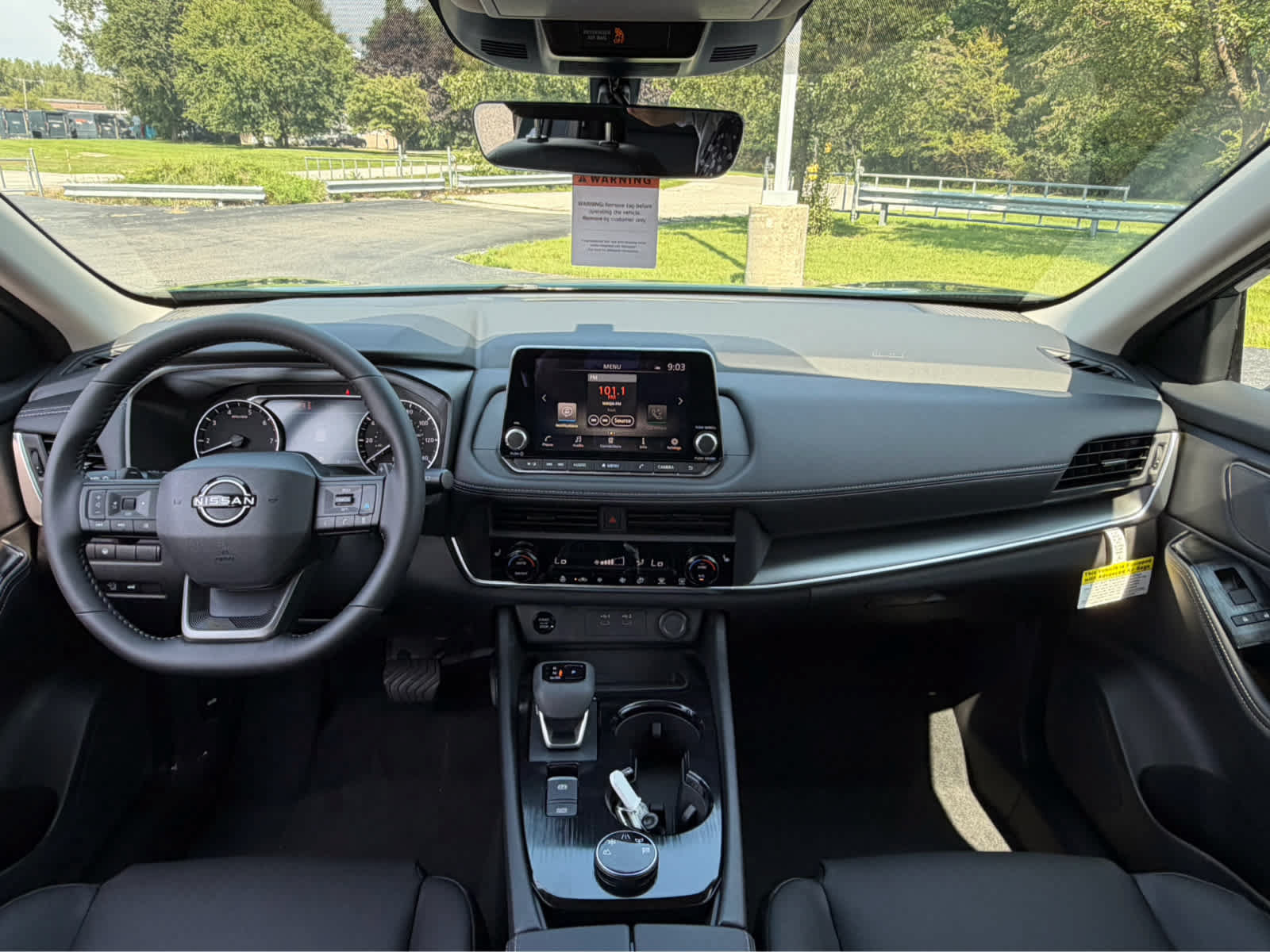 New 2026 Nissan Rogue Dark Armor AWD/4WD image 15