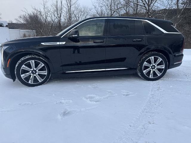 New 2025 Cadillac Escalade IQ Luxury 2 image 2