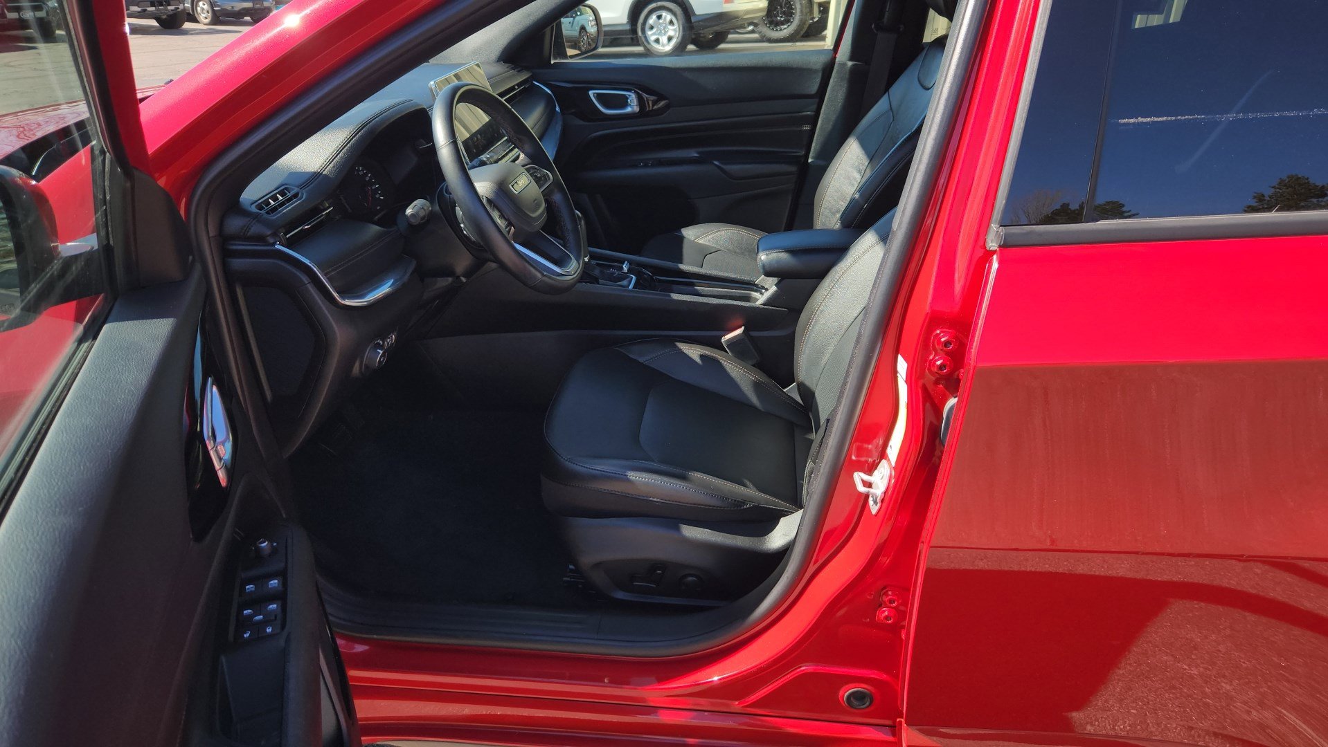 Used 2022 Jeep Compass Limited AWD/4WD image 25