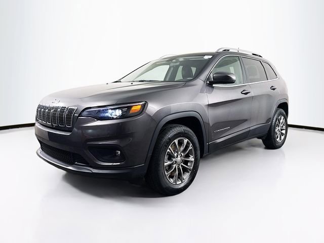 Used 2019 Jeep Cherokee Latitude Plus w/ Cold Weather Group image 3