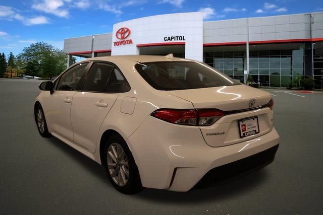 Certified 2025 Toyota Corolla LE w/ LE Premium Package FWD image 6