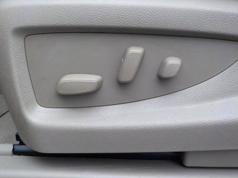Used 2019 Chevrolet Suburban LT RWD image 21