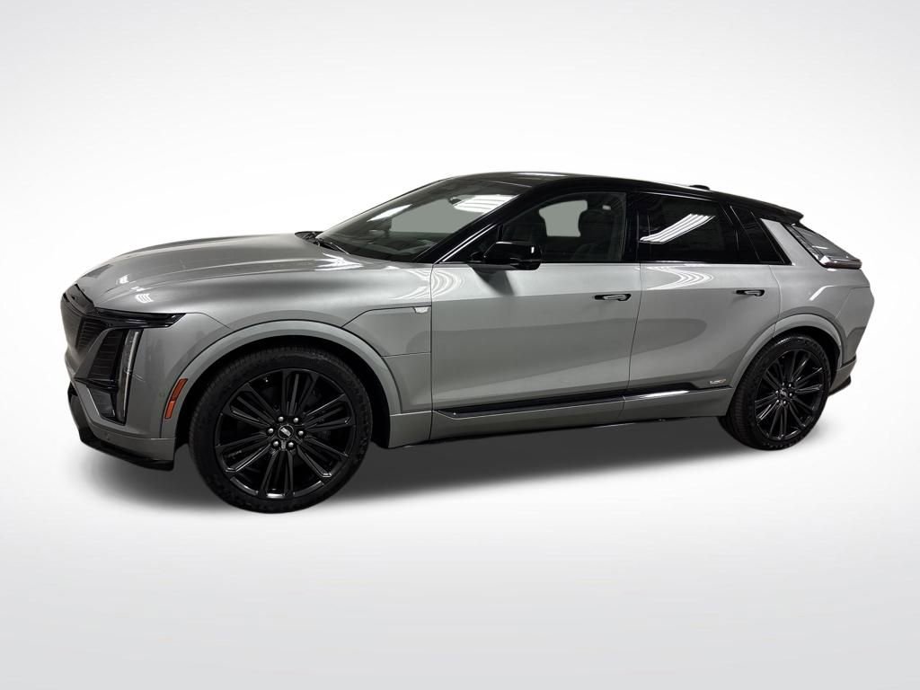 New 2026 Cadillac Lyriq V w/ LPO, Floor Liner Package AWD/4WD image 8
