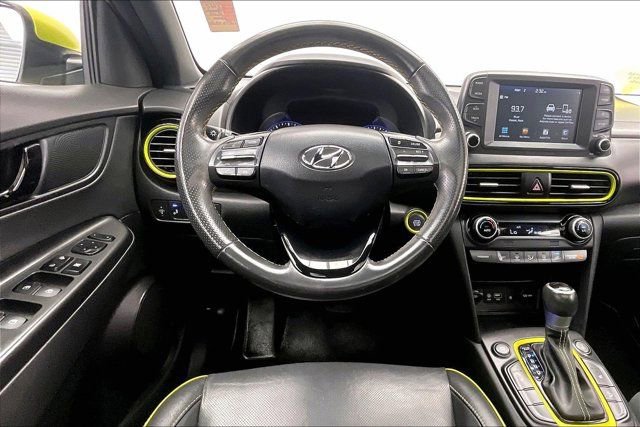 Used 2020 Hyundai Kona Limited w/ Cargo Package image 4
