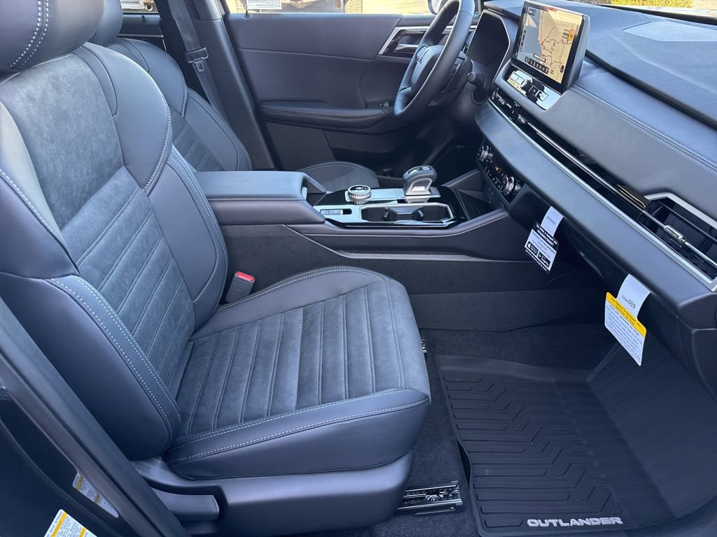 New 2026 Mitsubishi Outlander SE FWD image 24