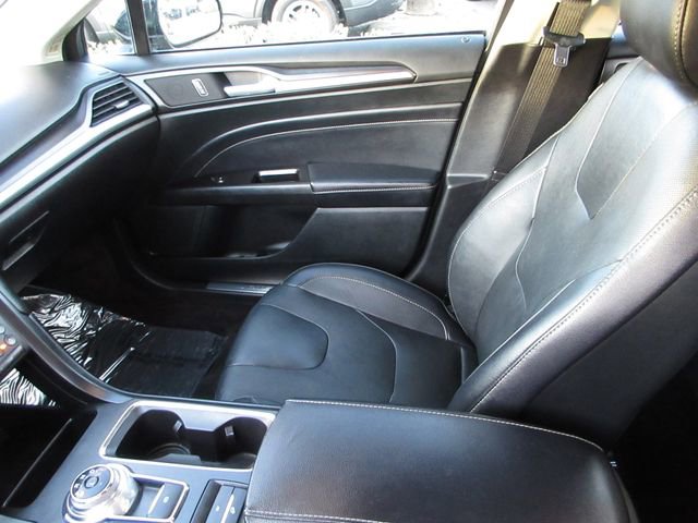 Used 2017 Ford Fusion Energi Titanium image 22