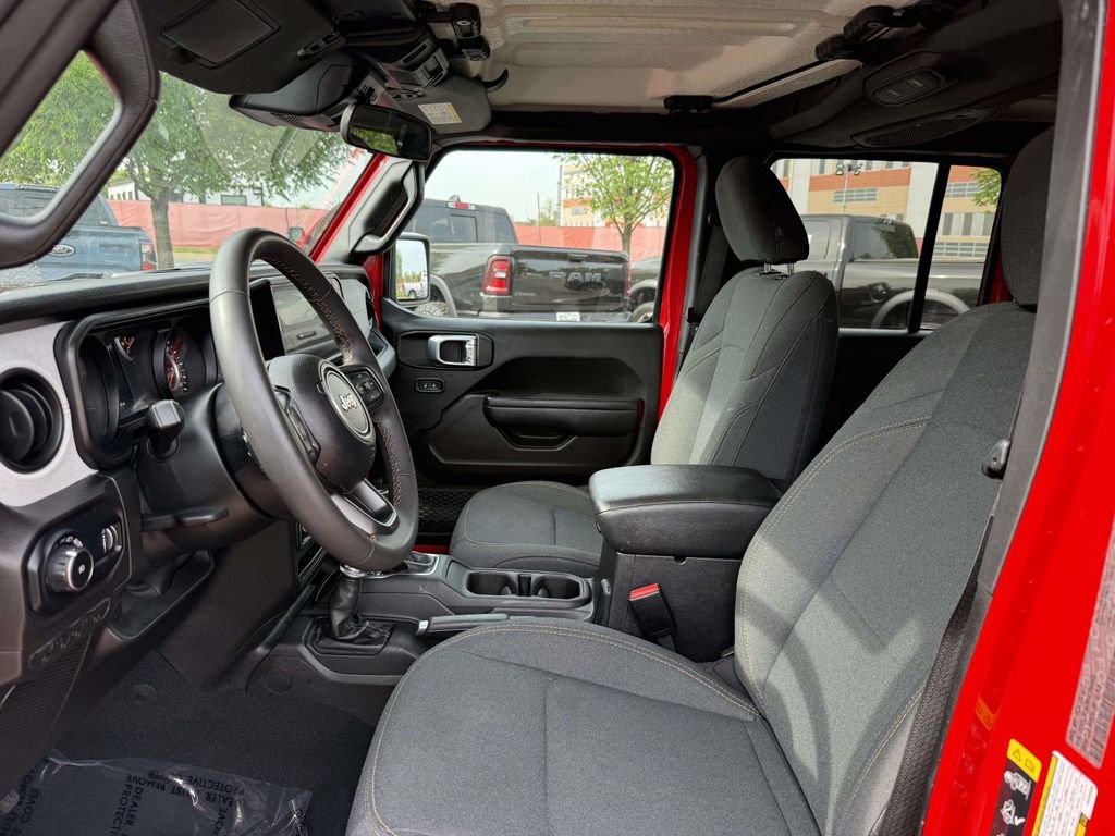 Certified 2024 Jeep Wrangler Unlimited Sport AWD/4WD image 15