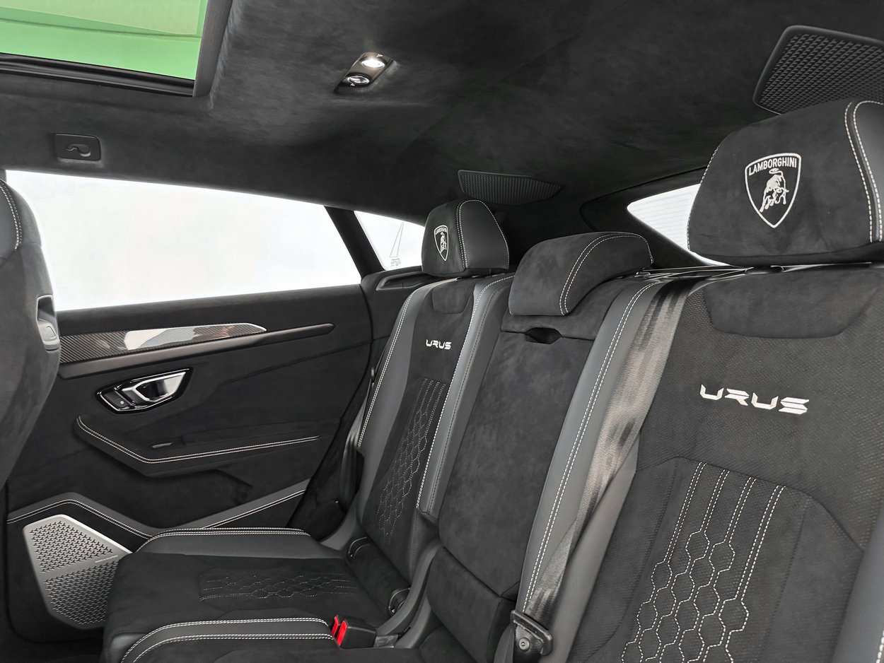 Used 2024 Lamborghini Urus Performante image 25