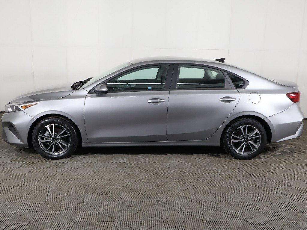 Used 2023 Kia Forte LXS FWD image 15