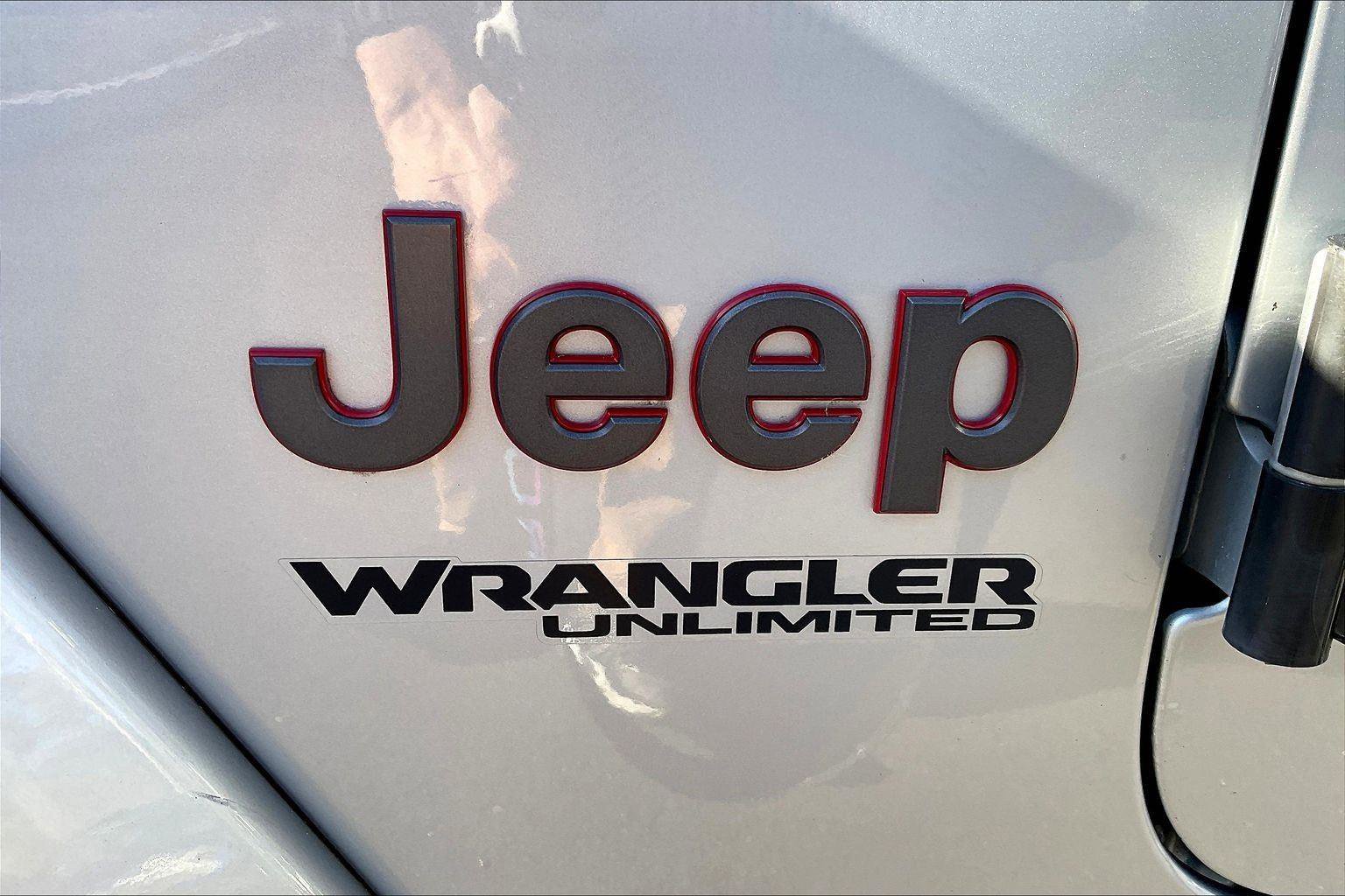 Used 2022 Jeep Wrangler Unlimited Rubicon w/ Steel Bumper Group image 33