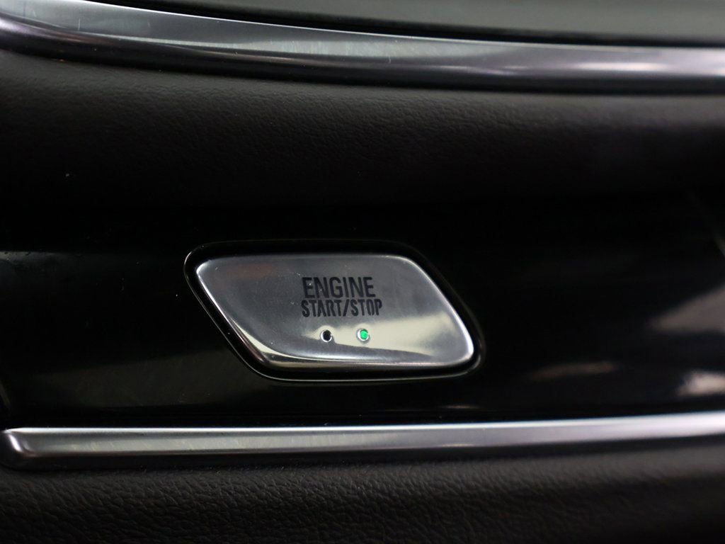 Used 2022 Buick Enclave Avenir w/ Avenir Technology Package image 51