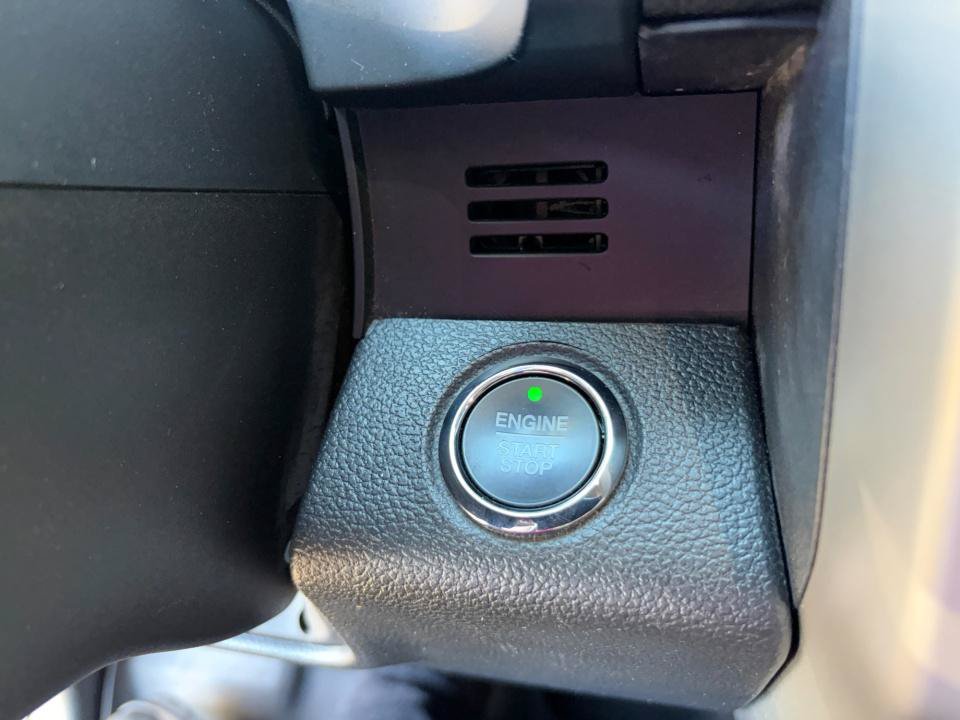 Used 2019 Ford F150 Lariat w/ Equipment Group 502A Luxury AWD/4WD image 20