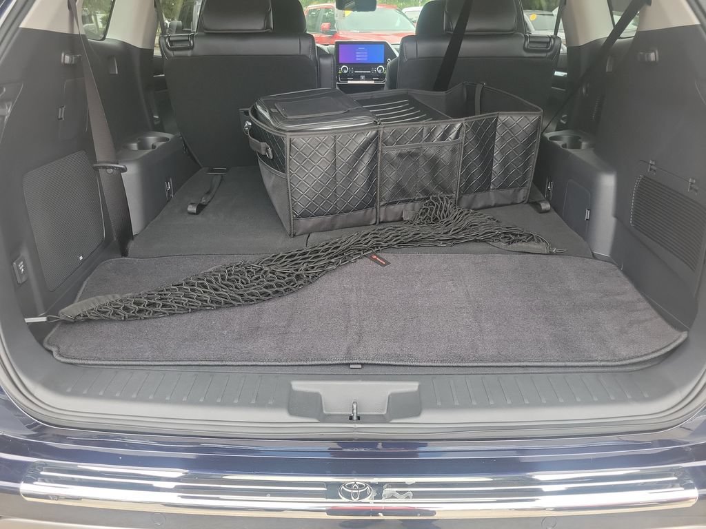 Certified 2026 Toyota Highlander Platinum AWD/4WD image 40