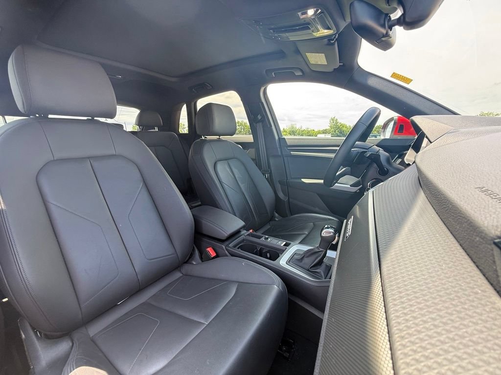 Used 2025 Audi Q3 2.0T Premium AWD/4WD image 32