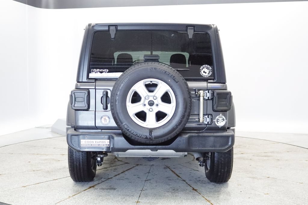 Used 2022 Jeep Wrangler Unlimited Sport AWD/4WD image 4