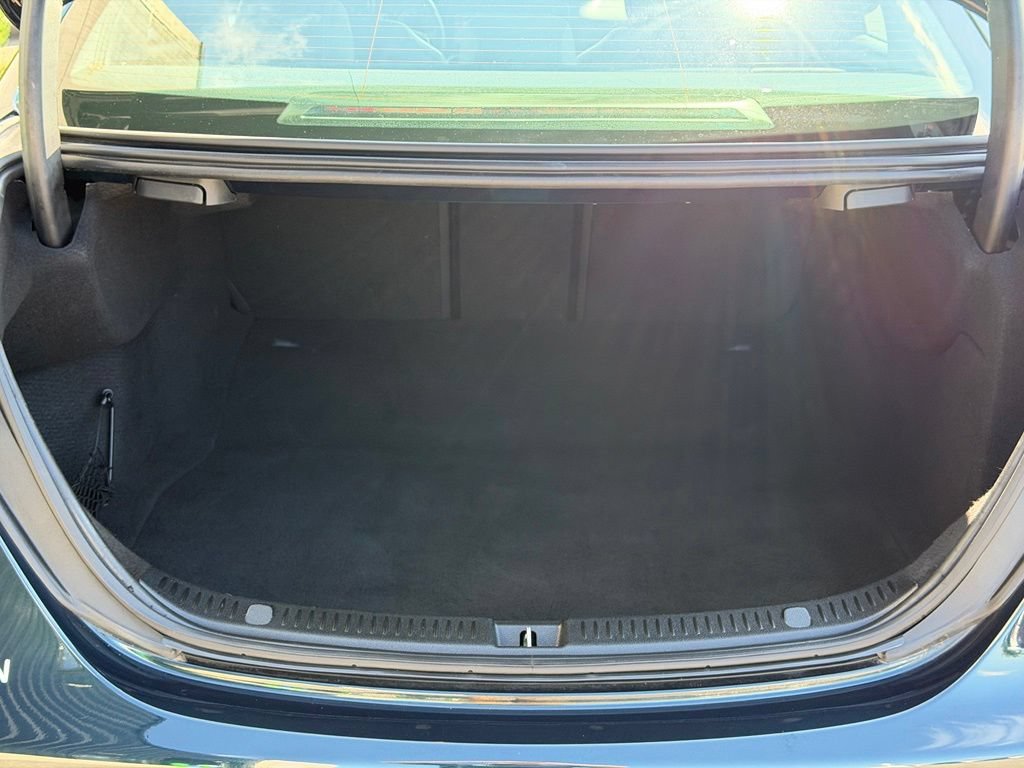 Used 2018 Mercedes-Benz E 300 4MATIC image 9