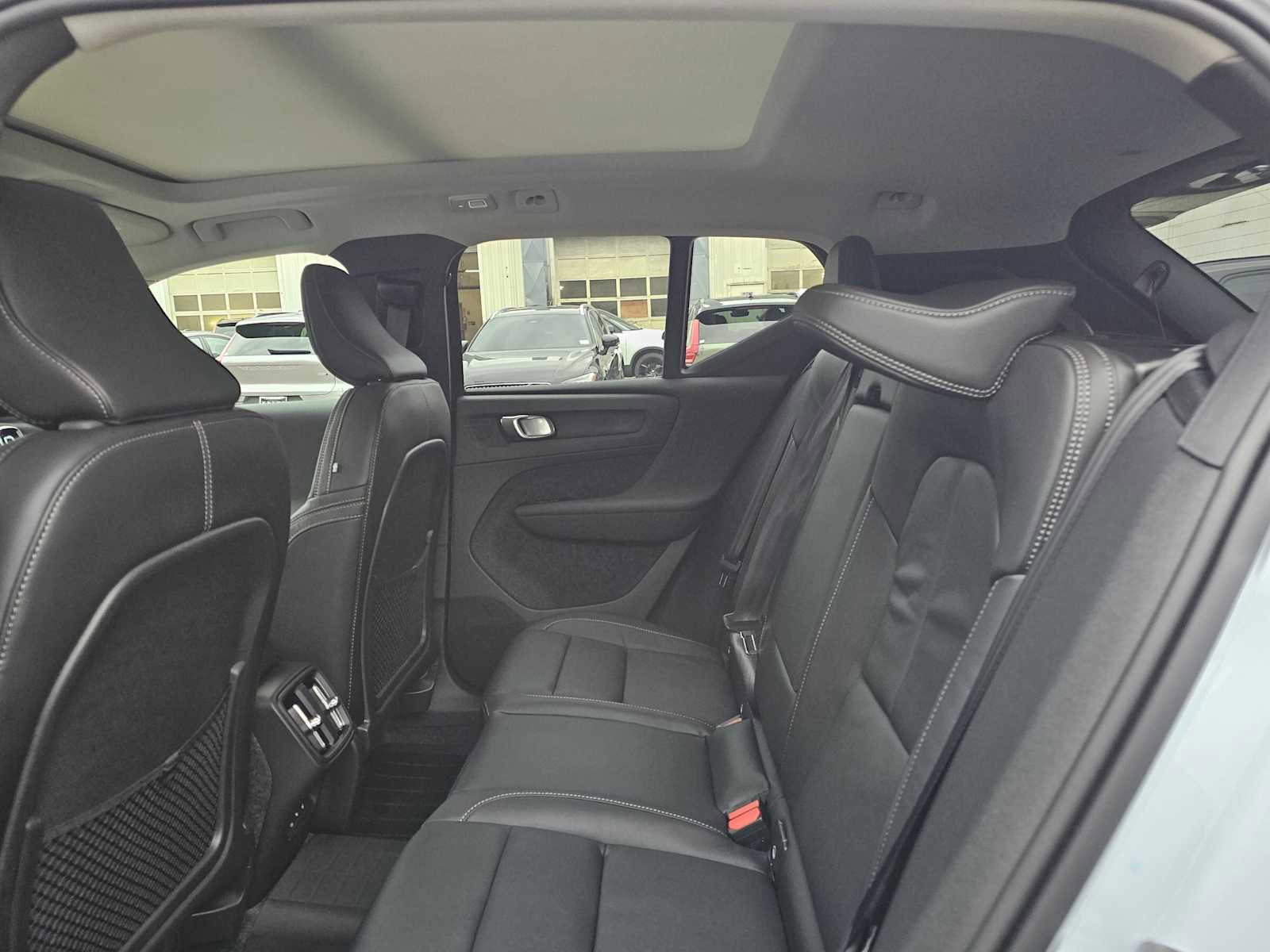 New 2026 Volvo XC40 B5 Plus w/ Protection Package Premier image 18