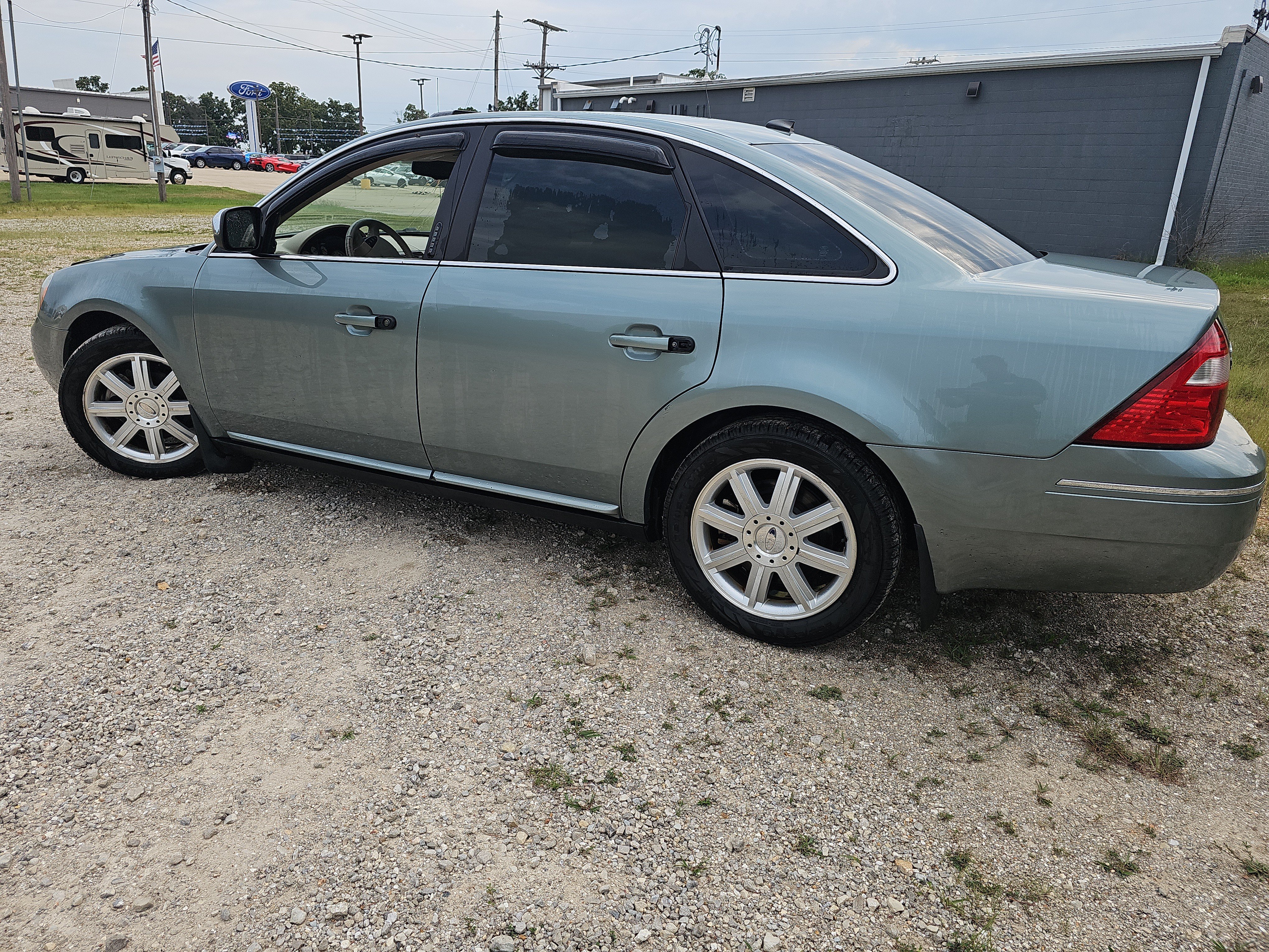Used 2007 Ford Five Hundred Limited FWD image 7