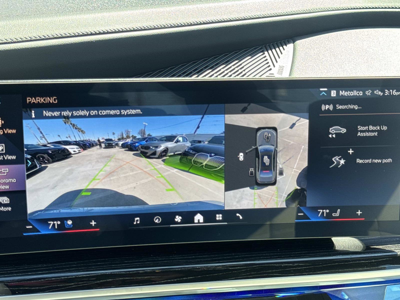 Used 2025 BMW i7 eDrive50 image 11