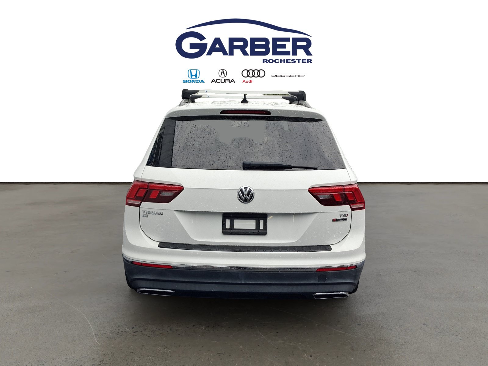 Used 2018 Volkswagen Tiguan SE w/ Front Fog Lights Package AWD/4WD image 11