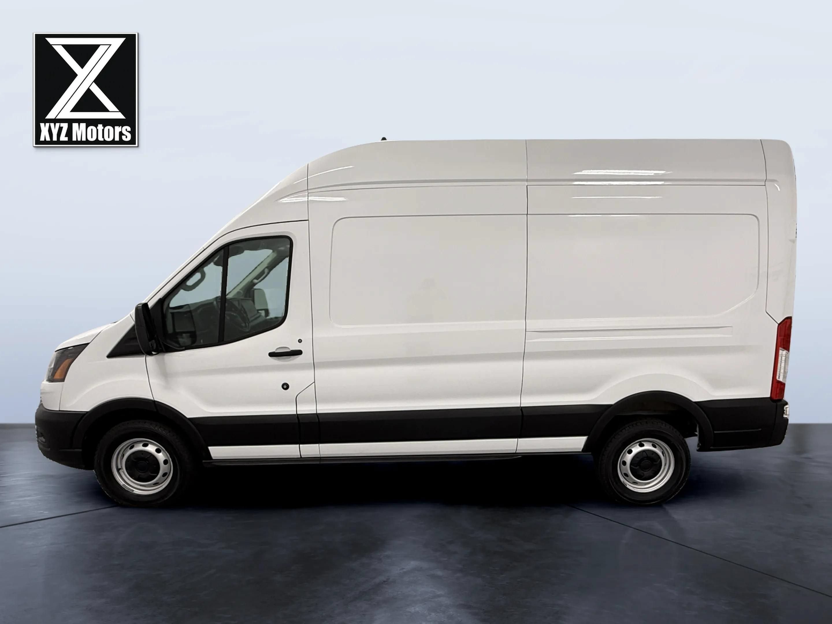 Used 2023 Ford Transit 250 148 High Roof RWD image 3