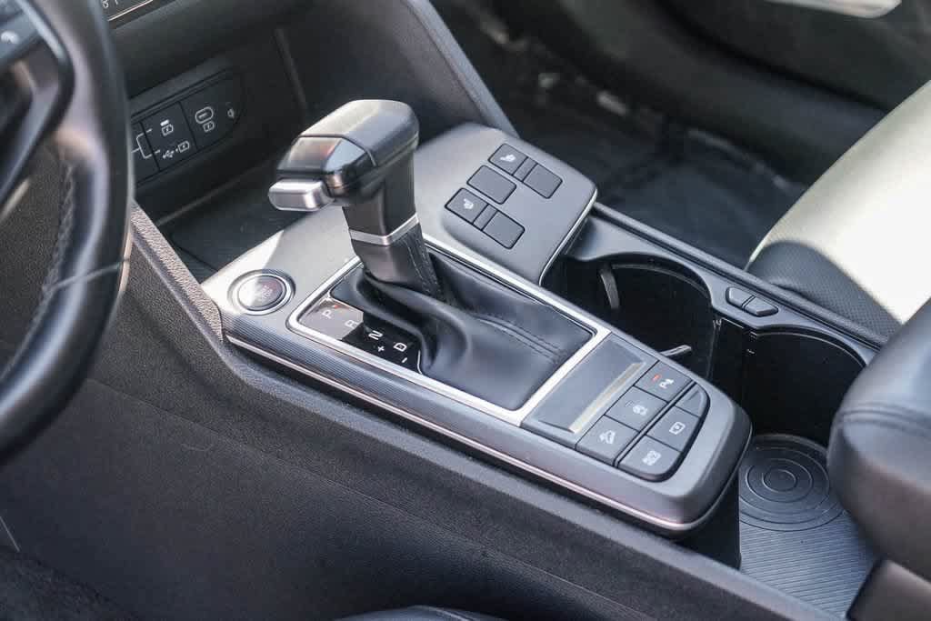 Certified 2026 Kia Sportage EX FWD image 18