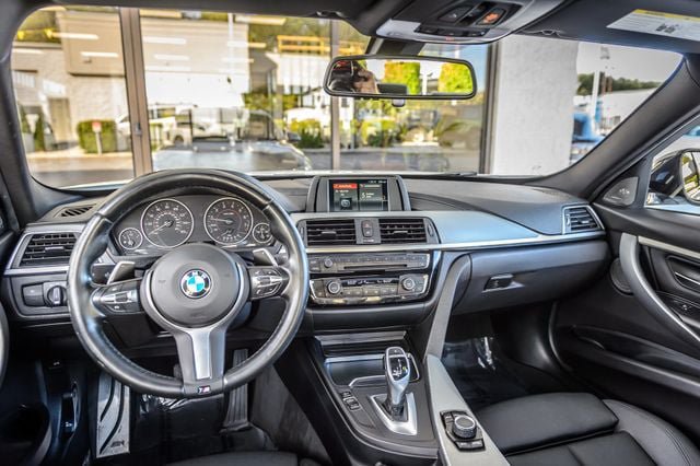 Used 2018 BMW 340i Sedan RWD image 24