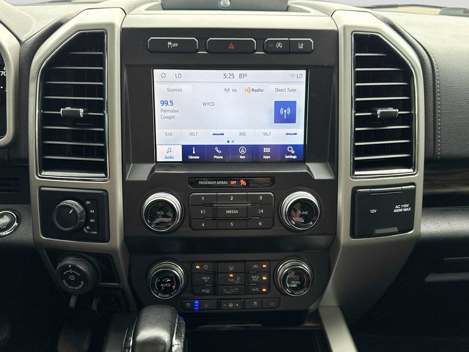 Used 2020 Ford F150 Lariat w/ Equipment Group 502A Luxury AWD/4WD image 27