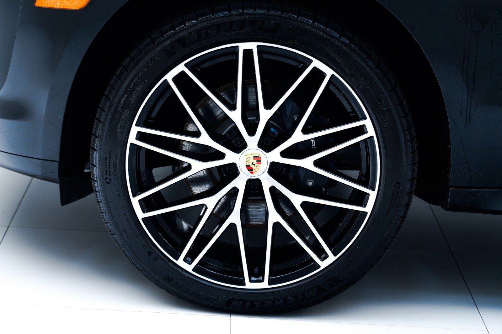 New 2026 Porsche Macan image 12