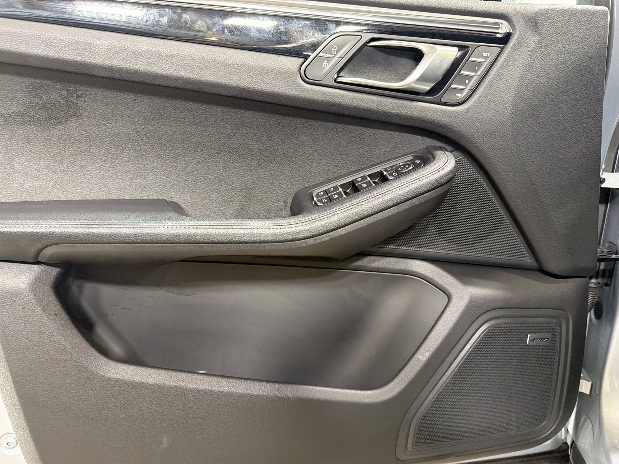 Certified 2026 Porsche Macan AWD/4WD image 21