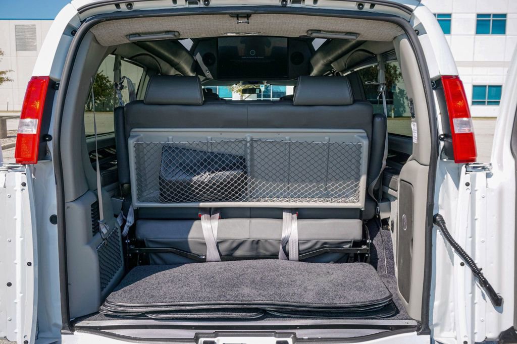 Used 2023 GMC Savana 2500 Extended image 90
